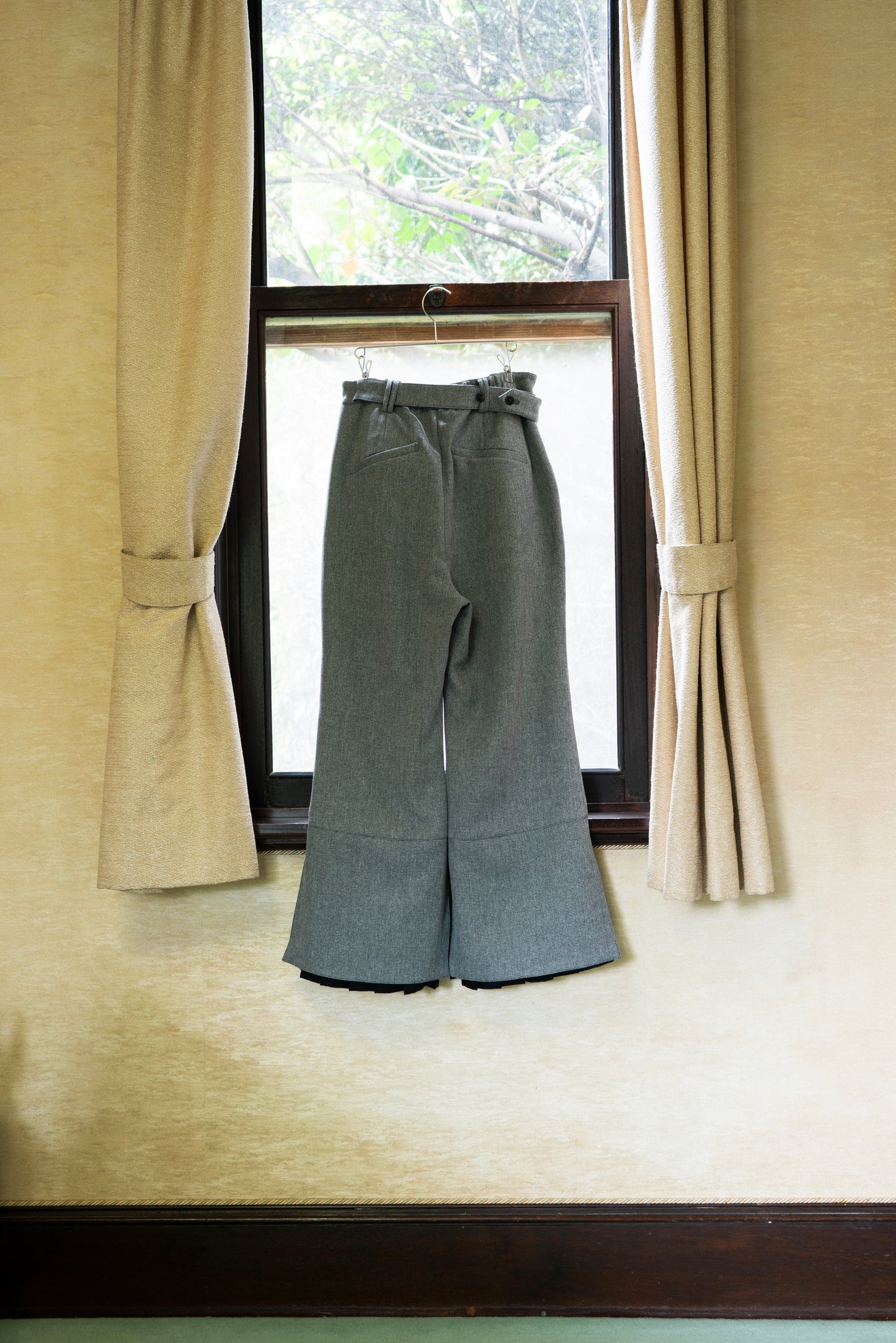 【Pre order】2way Pleated Hem Trousers /Gray