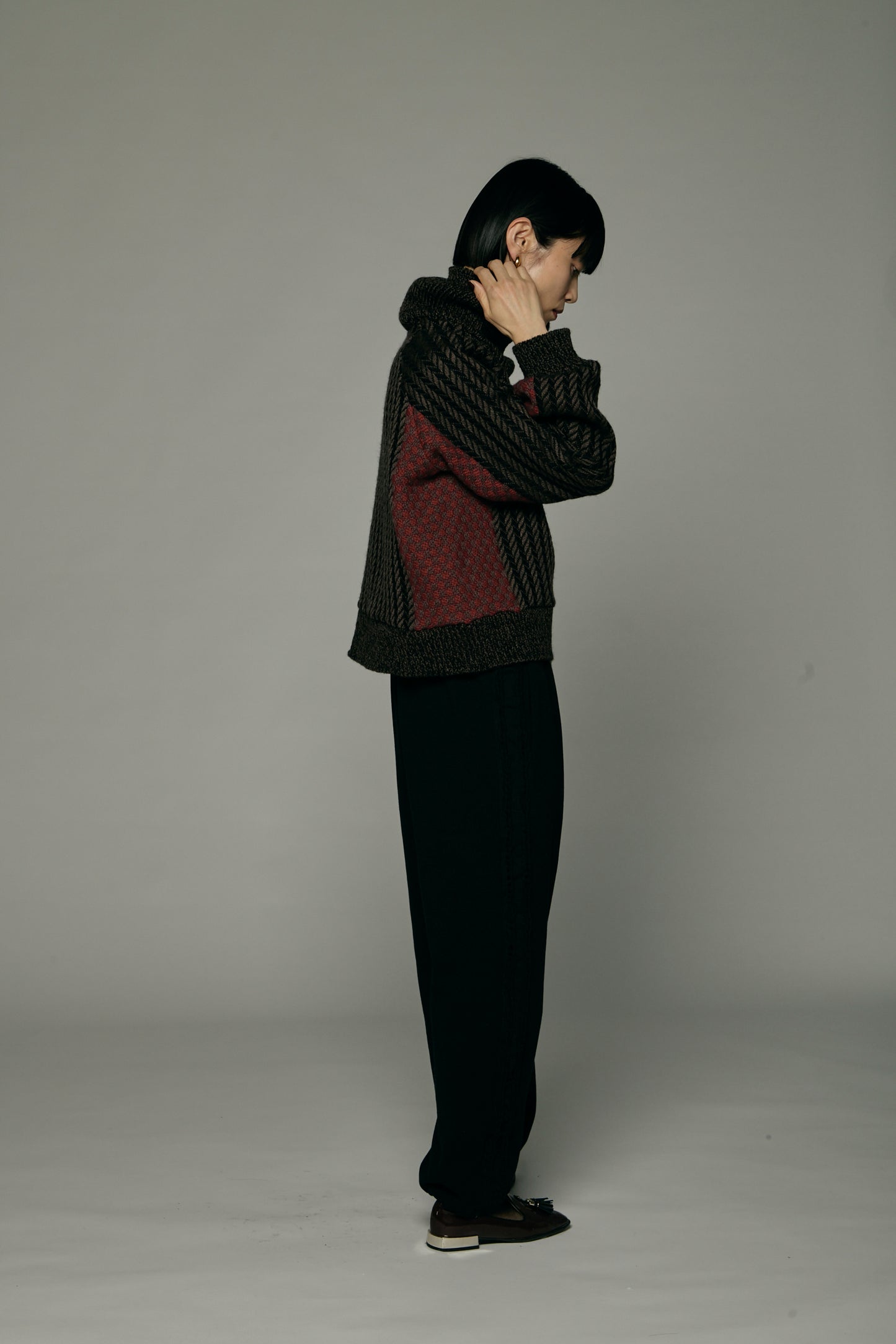 Herringbone × Dobby weave knit pullover / Black