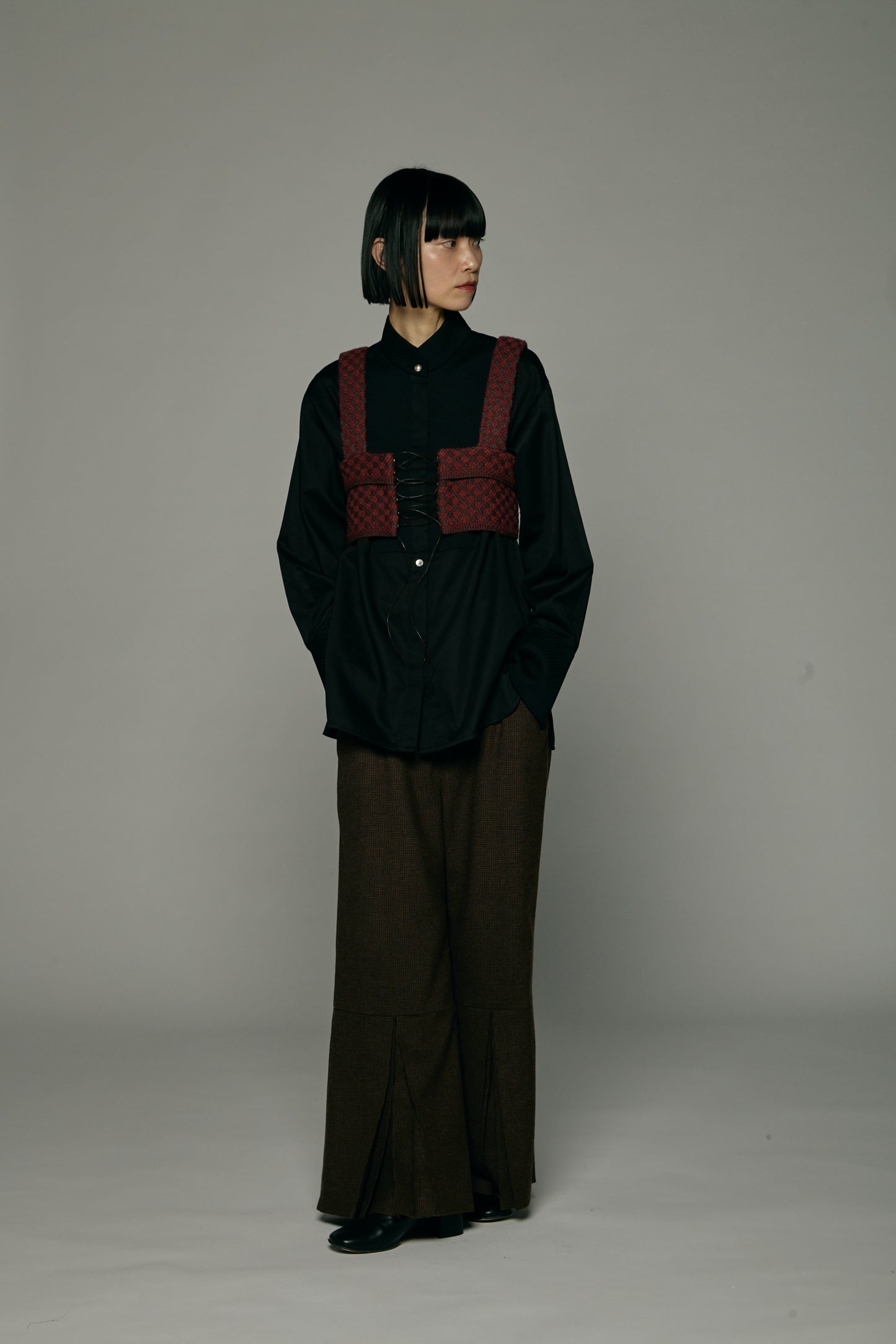 Quilted Jacquard Plastron Shirt / Black