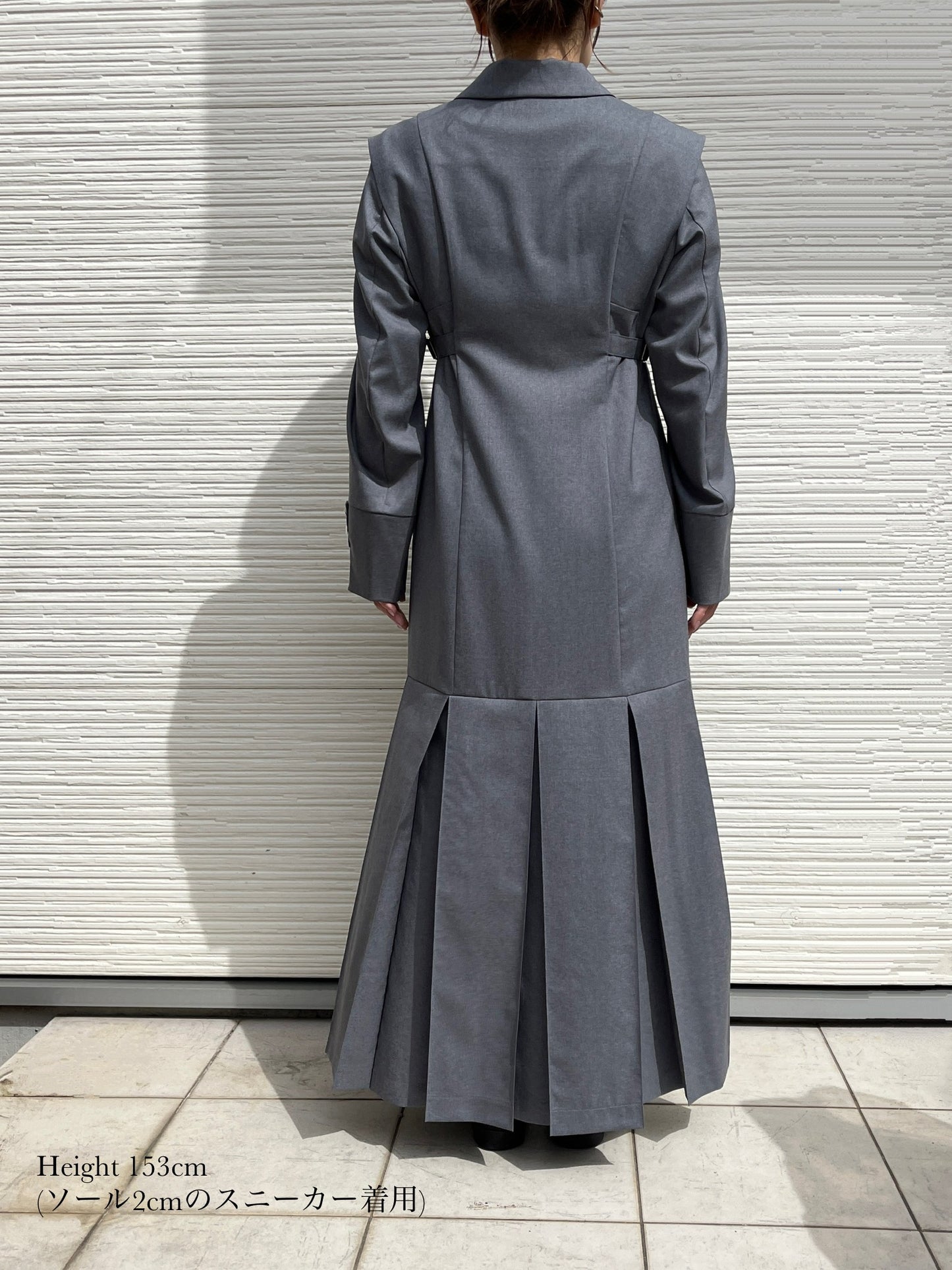 Pleated skirt dress / Gray