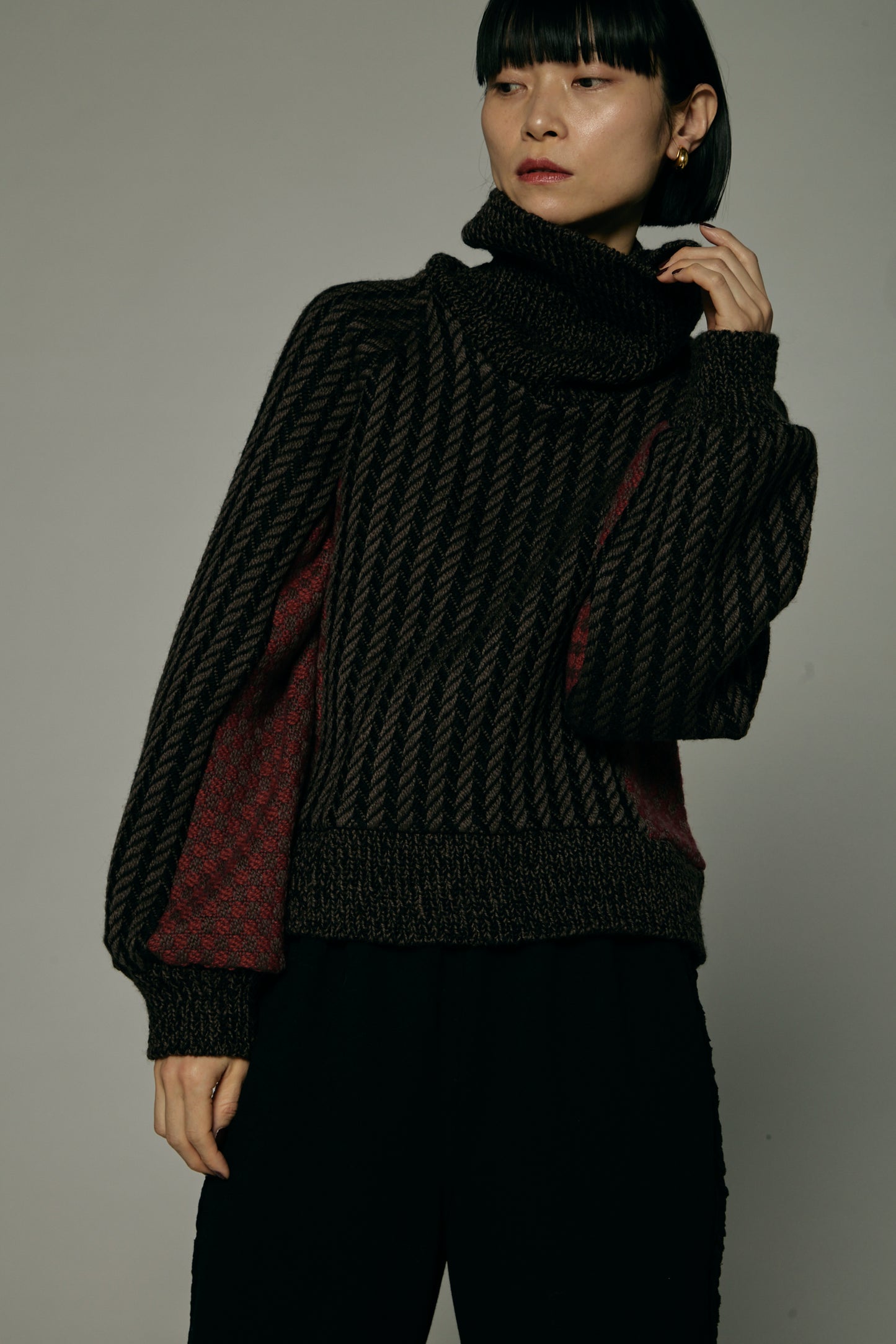 Herringbone × Dobby weave knit pullover / Black