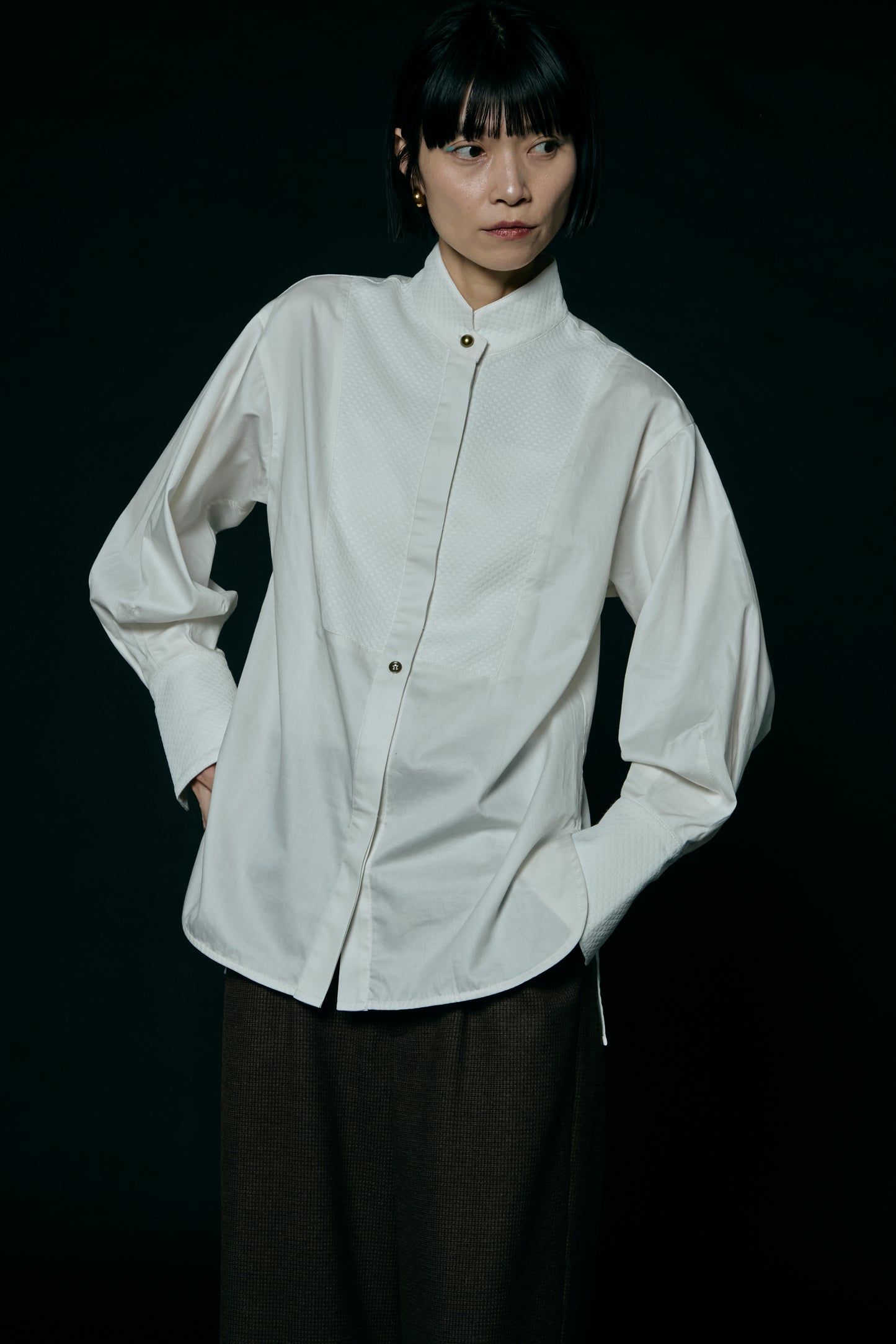Quilted Jacquard Plastron Shirt / White