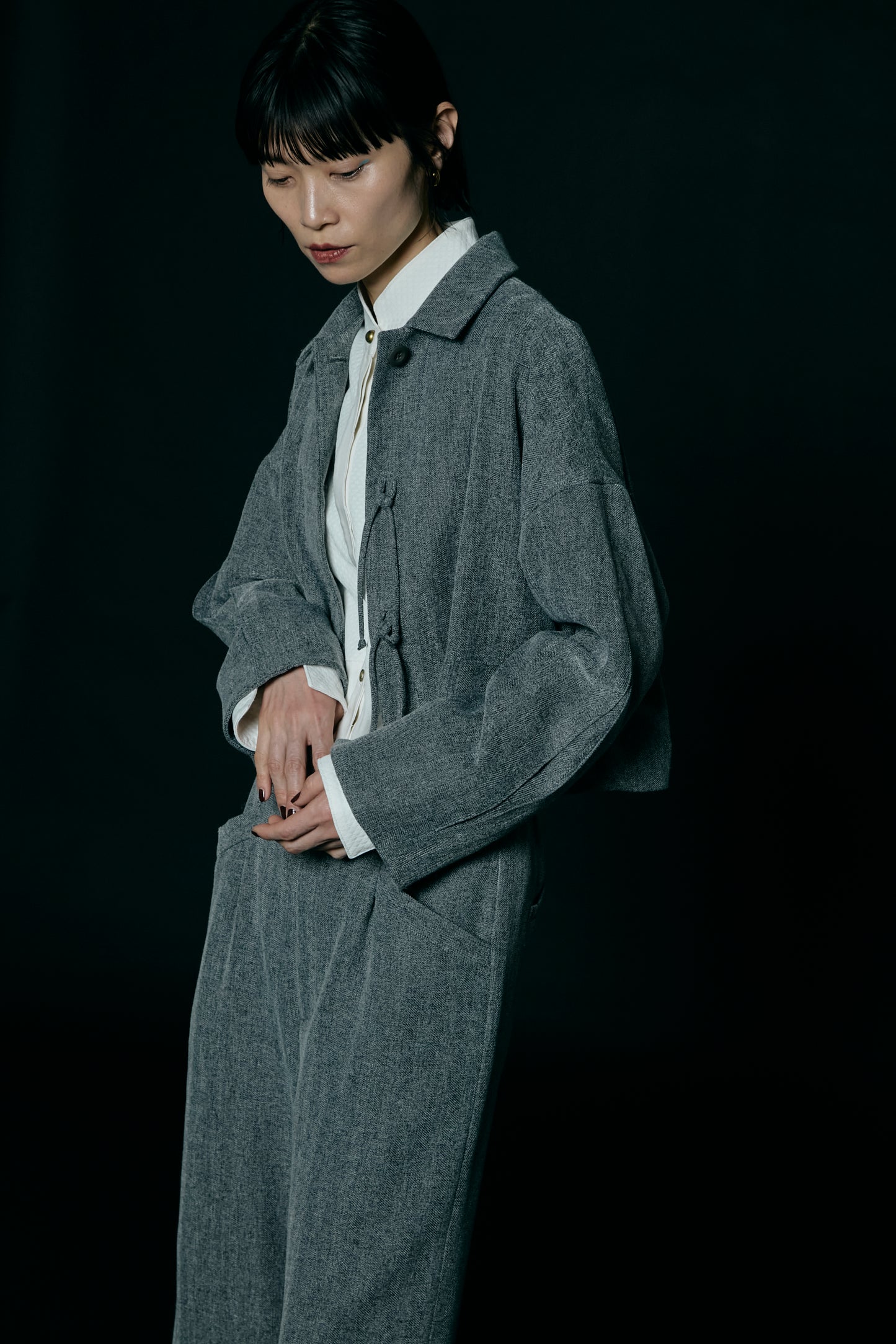 Pleated Sleeve Short Jacket / Gray