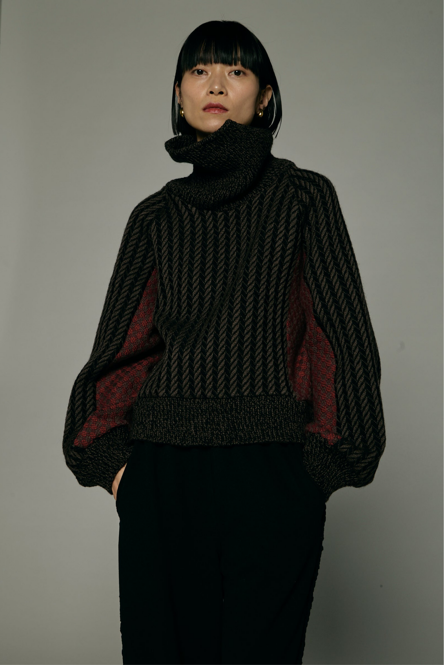 Herringbone × Dobby weave knit pullover / Black