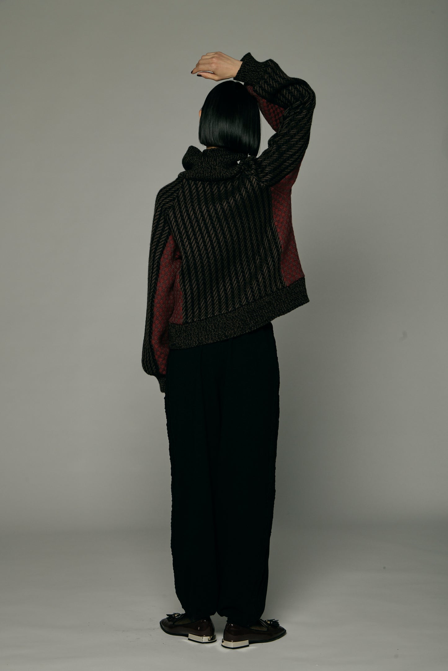 Herringbone × Dobby weave knit pullover / Black