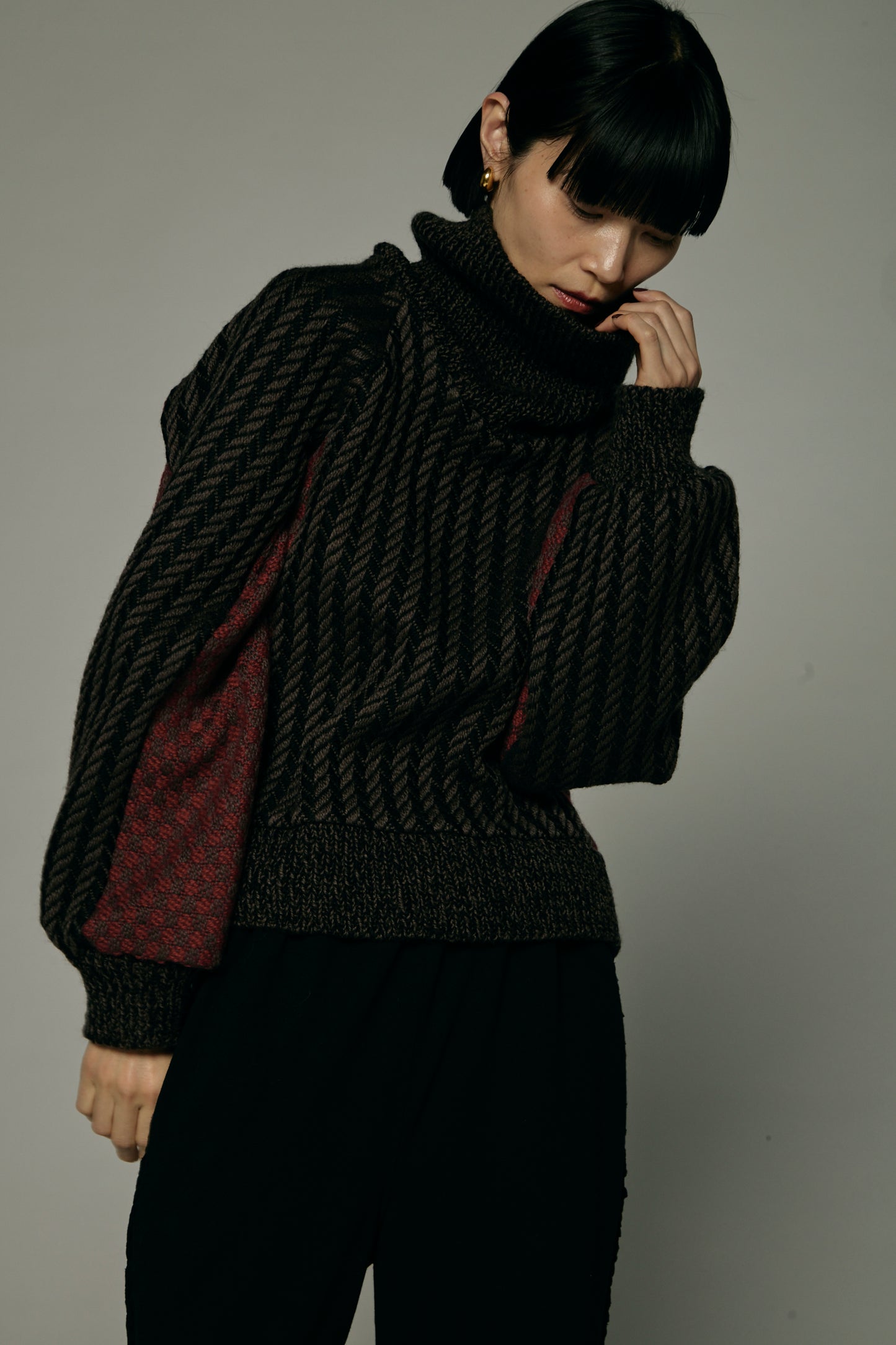 Herringbone × Dobby weave knit pullover / Black