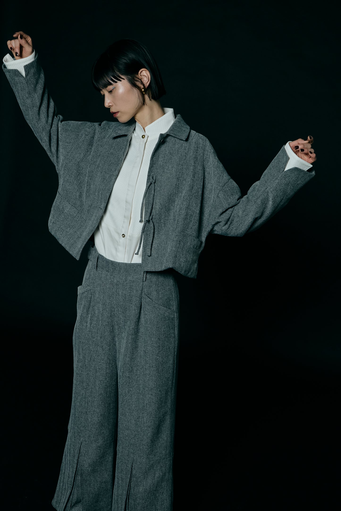 Pleated Wide Trousers / Gray