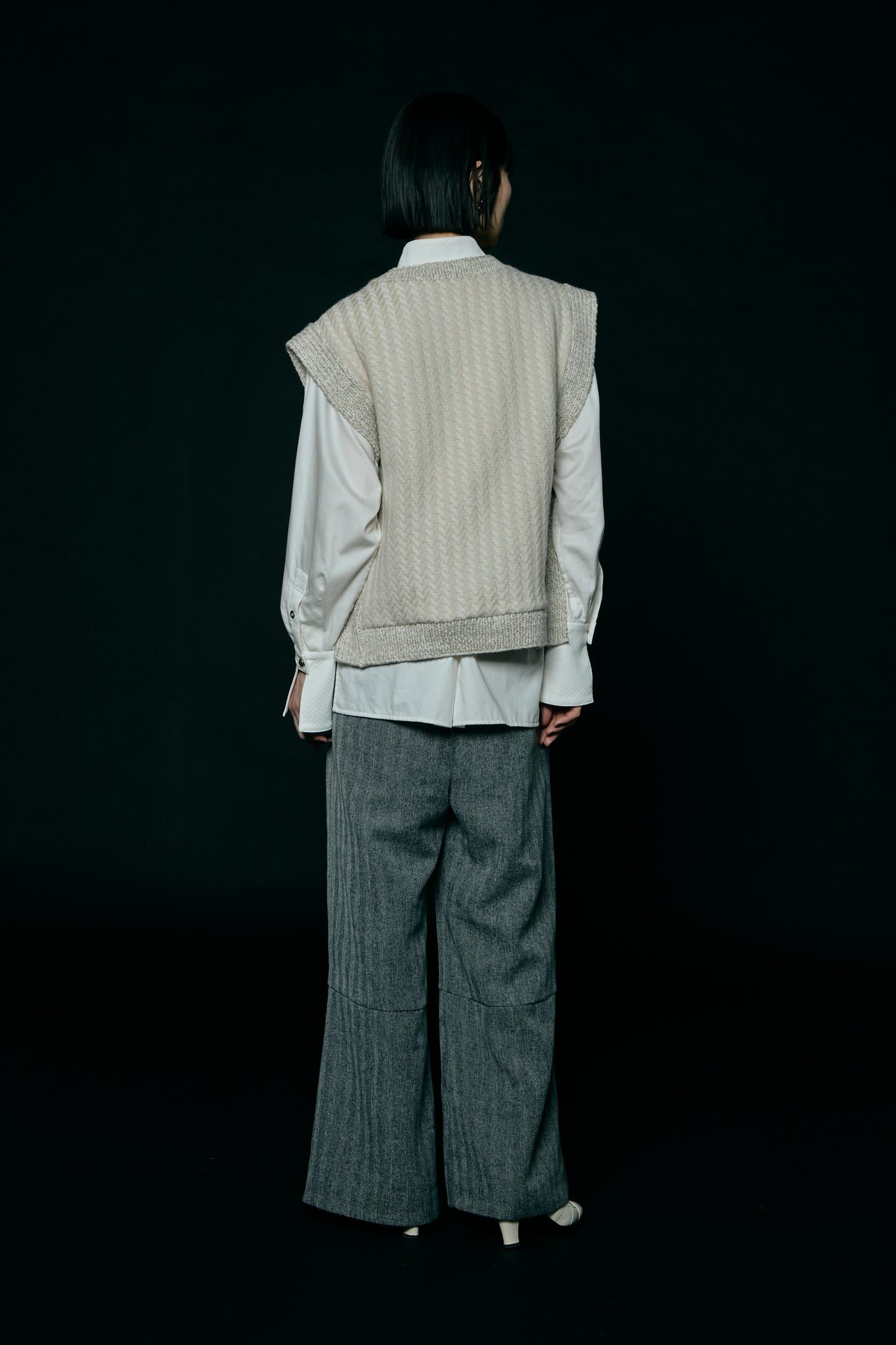 Herringbone knit vest / Ecru