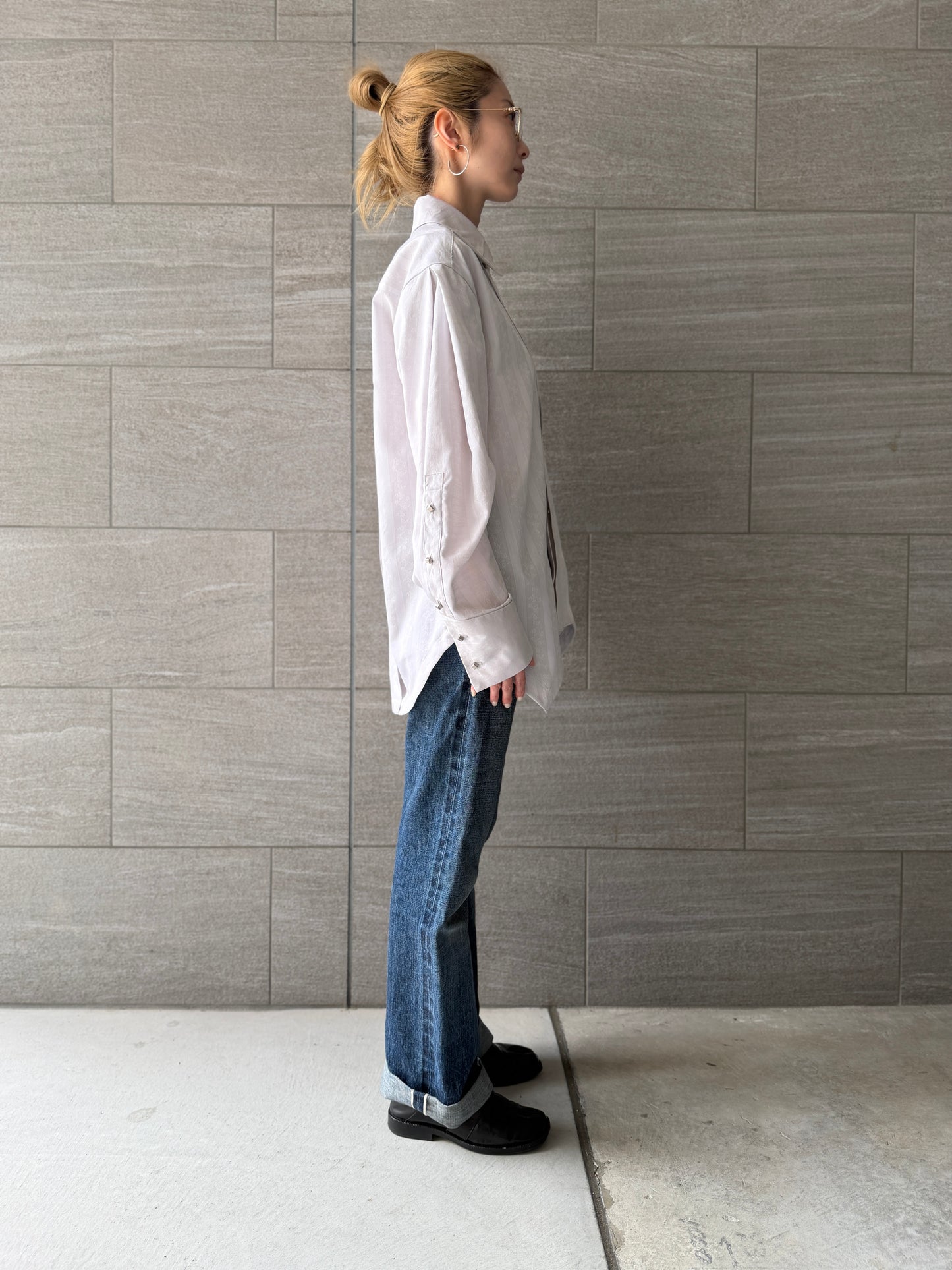 【Pre order】Metal button pleated blouse / Light gray