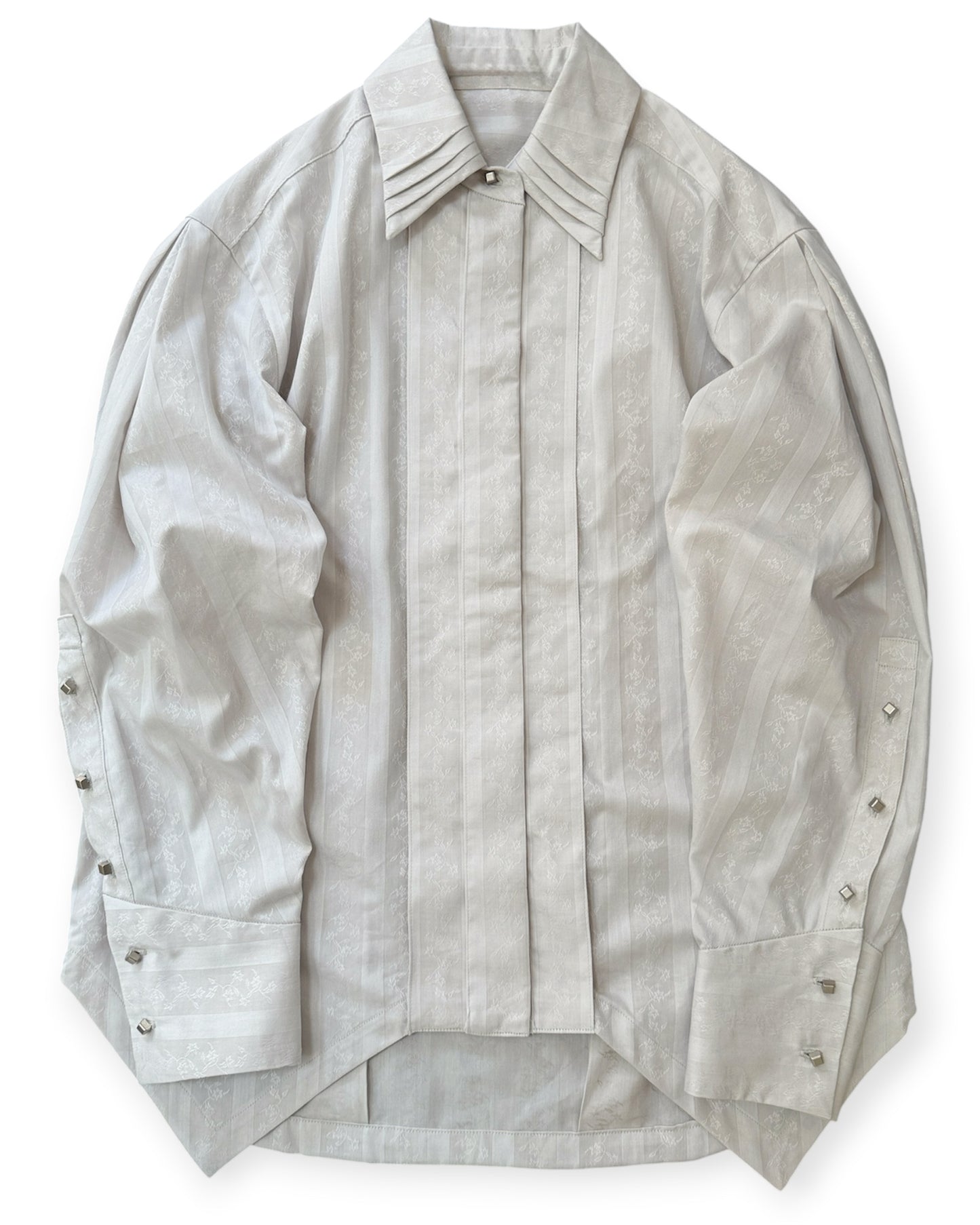 【Pre order】Metal button pleated blouse / Light gray