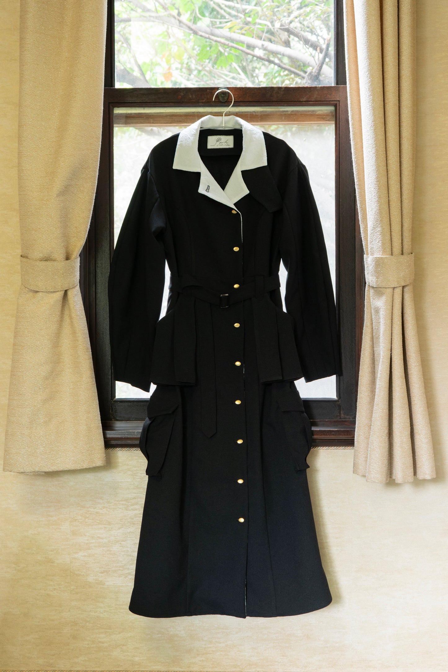 【Pre order】Pleats pocket Coat Dress / Black