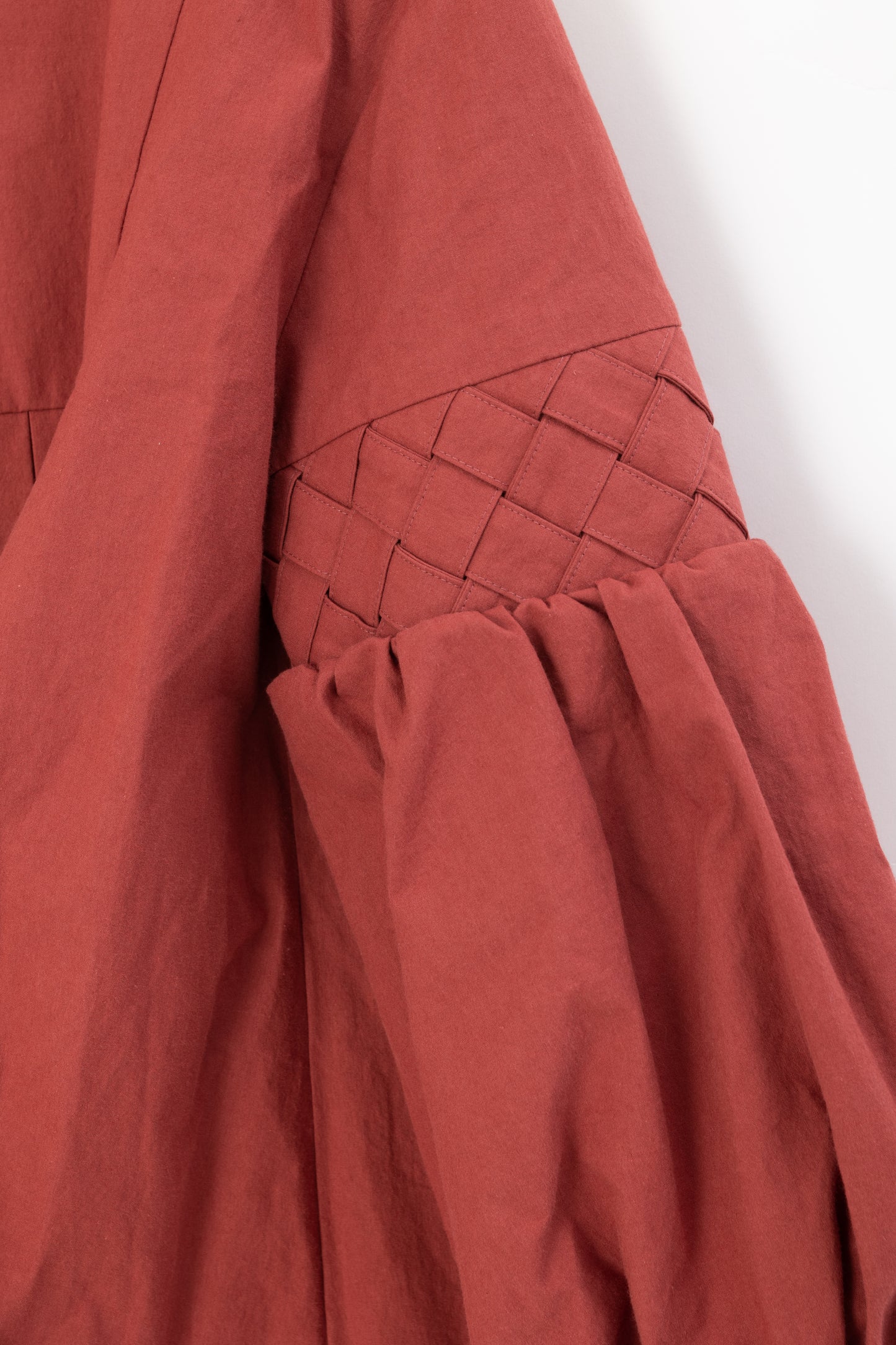 Basket weaving blouse / Red