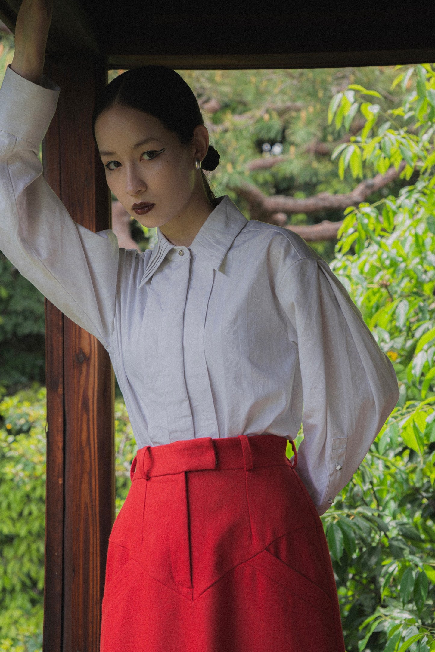 【Pre order】Metal button pleated blouse / Light gray
