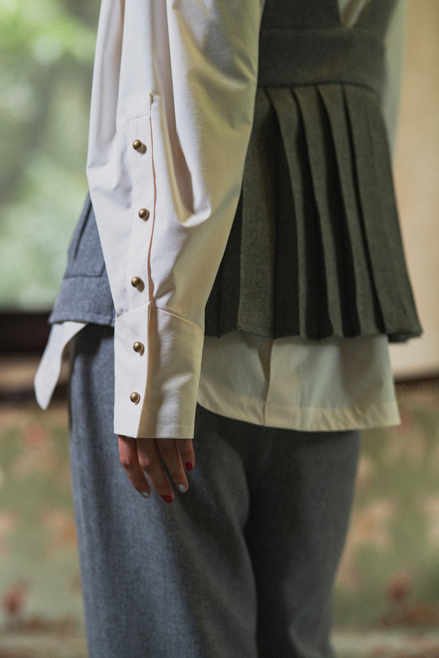 【Pre order】Lace up Pleated Vest / Gray
