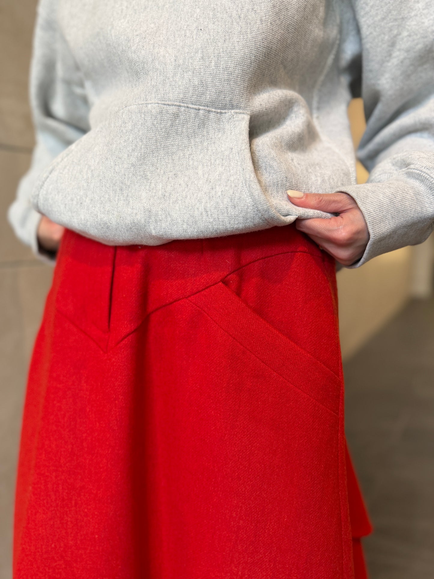 【Re order】Back ruffle skirt / Red