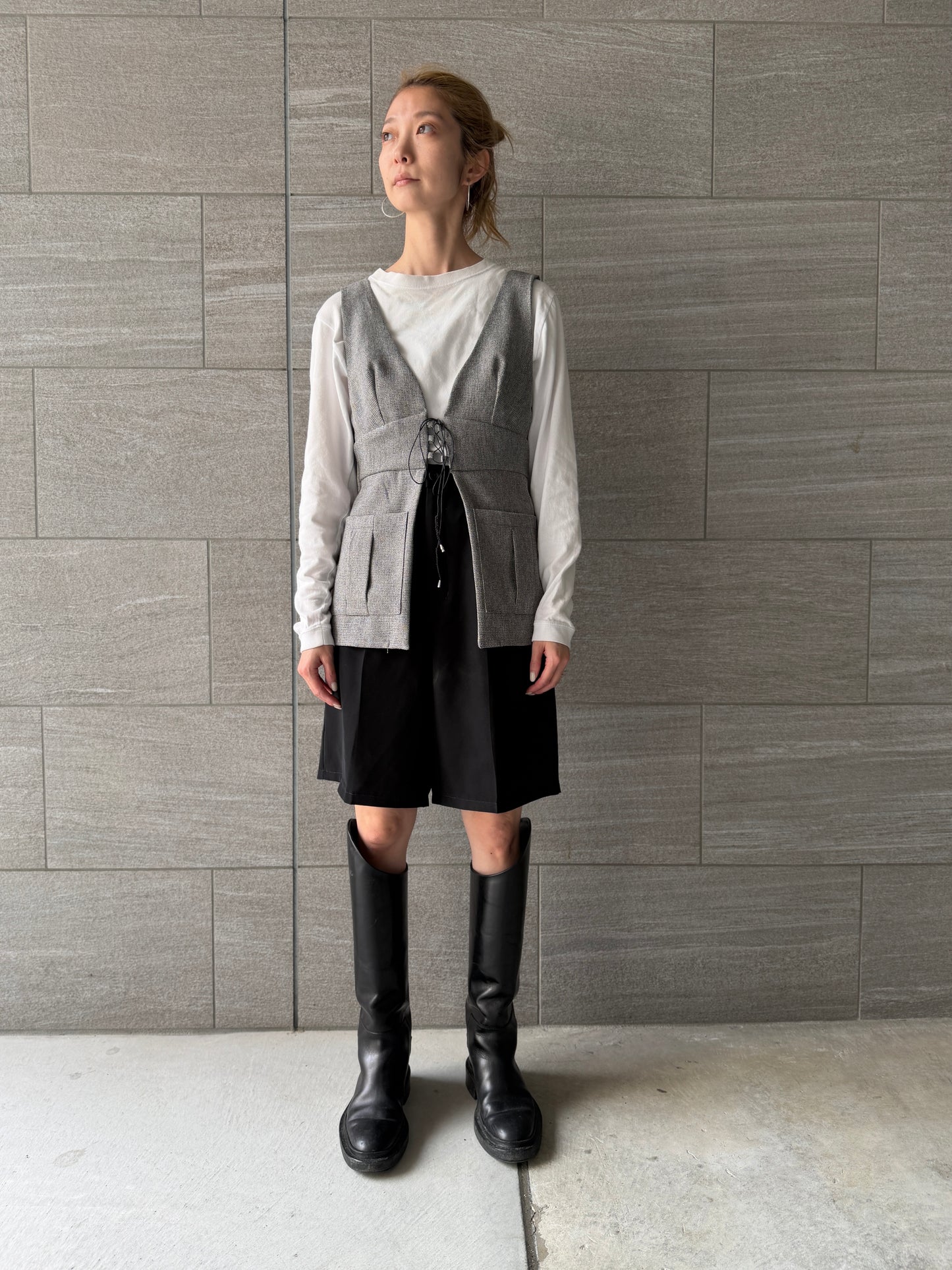 【Pre order】Lace up Pleated Vest / Gray